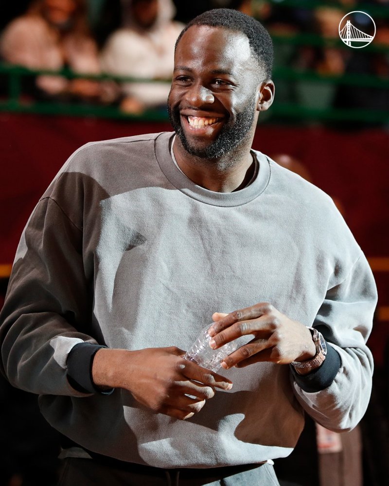 kaiyun-印第安纳步行者训练开放日，国际比赛日官宣签约引欢呼，全明星赛在即，赛程密集仍需轮换-kaiyun